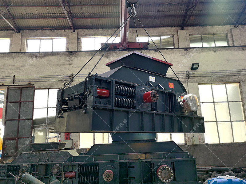 大型對輥制砂機 1208型制砂機發(fā)往內(nèi)蒙古