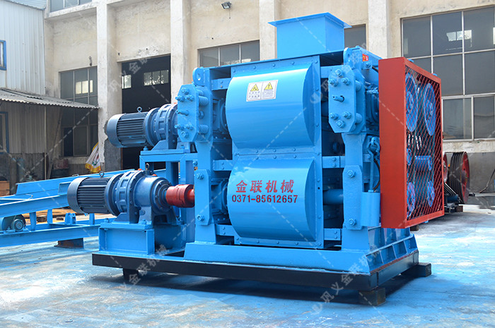 四輥破碎機價格,四輥破碎機廠家,四輥破碎機工作原理,型號參數(shù)